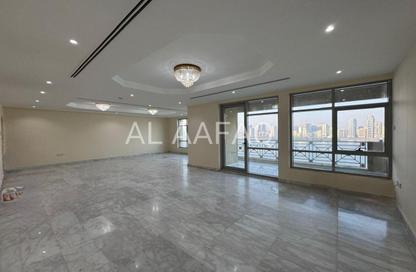 Apartment - 3 Bedrooms - 5 Bathrooms for rent in Al Majaz 3 - Al Majaz - Sharjah