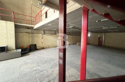 Warehouse - Studio for rent in Ras Al Khor Industrial - Ras Al Khor - Dubai