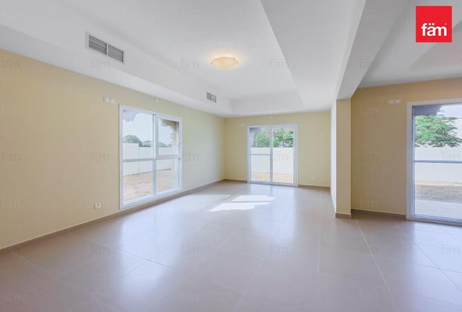 77363668 - Property Image 3