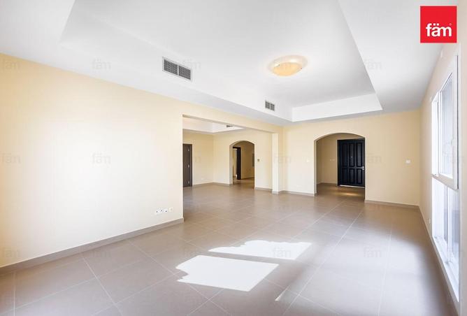 77363668 - Property Image 2