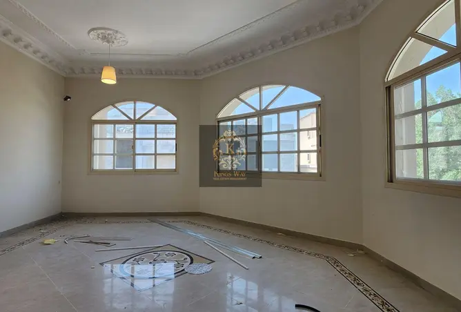 148643401 - Property Image 2