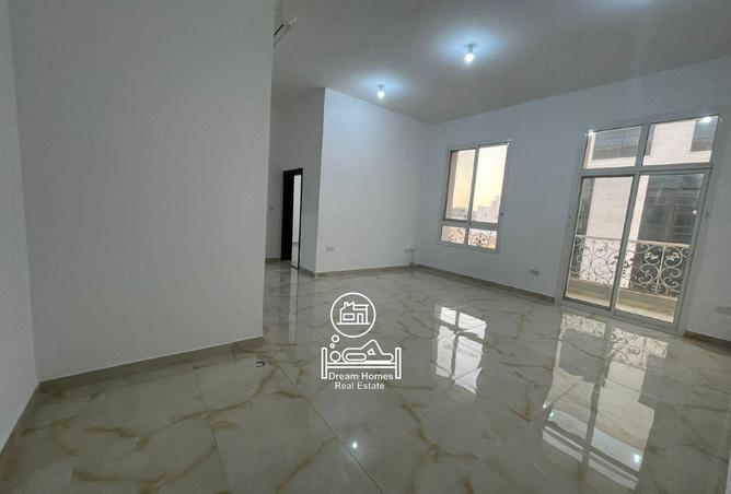 شقة فاخرة مكونة من غرفتي نوم متاحة للإيجار في مدينة محمد بن زايد