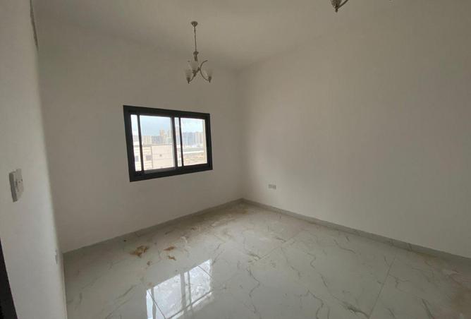 76168055 - Property Image 3