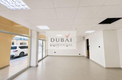 Shop - Studio - 1 Bathroom for rent in Russia Cluster - International City - Dubai