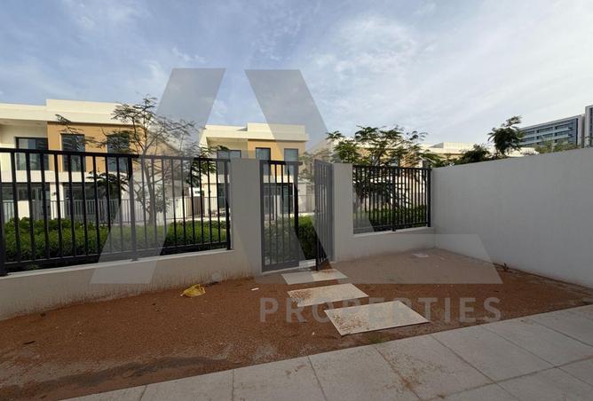 101728350 - Property Image 2