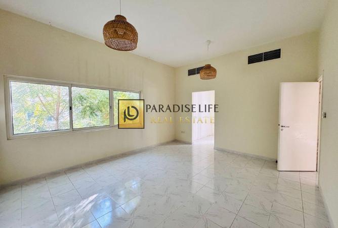 16013212 - Property Image 2