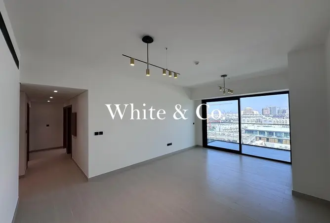 155519606 - Property Image 2