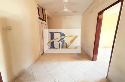 Apartment - 2 - 1 for rent in Fire Station Road - Muwaileh - Sharjah