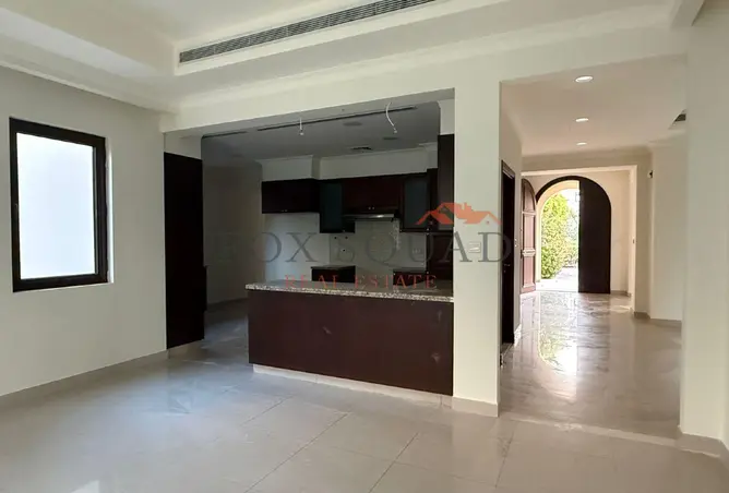 147801167 - Property Image 2