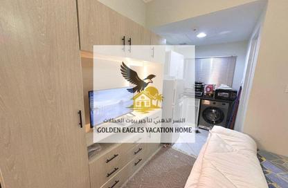 Apartment - Studio - 1 Bathroom for rent in Al Butina 9 Building - Al Butina - Sharjah Apartment - Studio - 1 Bathroom for rent in Al Butina 9 Building - Al Butina - Sharjah