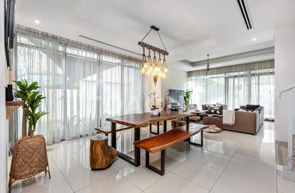 Villa - 3 Bedrooms - 4 Bathrooms for sale in Longview - DAMAC Hills - Dubai