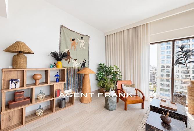Vacant in October | Unfurnished | Natural Light photo 2