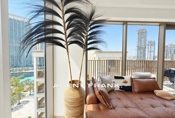 Vacant in October | Unfurnished | Natural Light photo 3