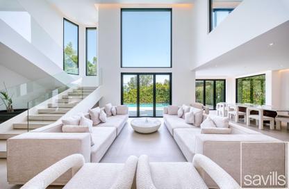 Villa - 4 Bedrooms - 5 Bathrooms for rent in Garden Hall - Oasis Clusters - Jumeirah Islands - Dubai