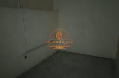 Warehouse - Studio - 1 for rent in Al Sajaa S - Al Sajaa - Sharjah