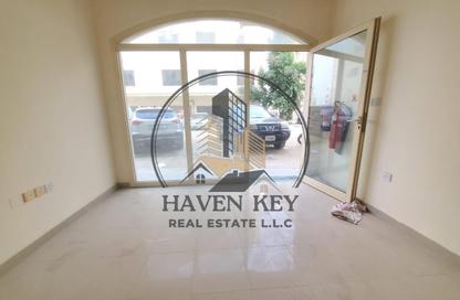 Shop - Studio for rent in Fire Station Road - Muwaileh - Sharjah