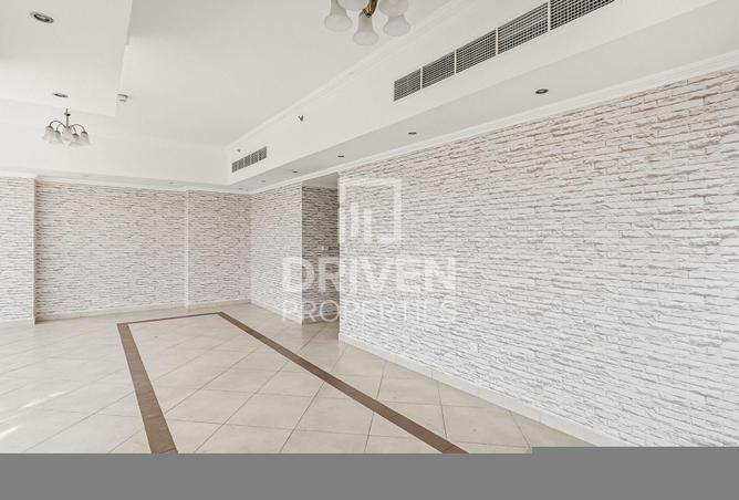83659698 - Property Image 3