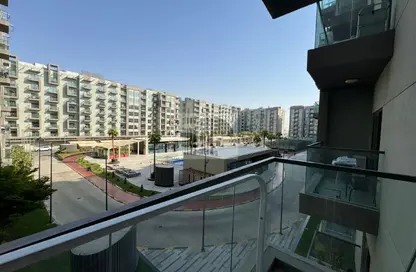 شقة - 1 حمام للايجار في لاونز من دانوب بلوك 1 - لاونز لدانوب - المدينة العالمية - دبي شقة - 1 حمام للايجار في لاونز من دانوب بلوك 1 - لاونز لدانوب - المدينة العالمية - دبي