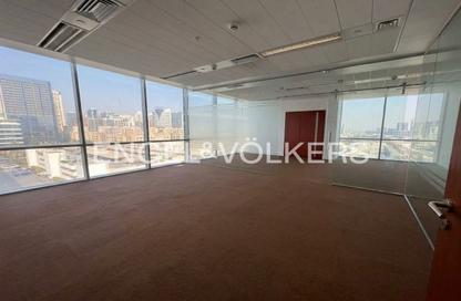 Office Space - Studio - 1 for rent in Emaar Business Park Building 1 - Emaar Business Park - Sheikh Zayed Road - Dubai