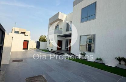 Villa - 6 - 7 for sale in Alreeman II - Al Shamkha - Abu Dhabi