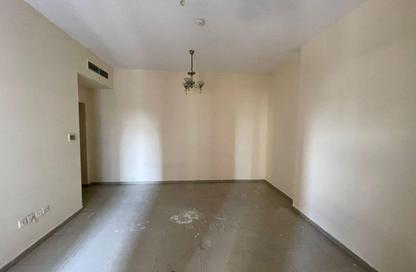 Apartment - 2 Bedrooms - 2 Bathrooms for rent in Al Khan Corniche - Al Khan - Sharjah