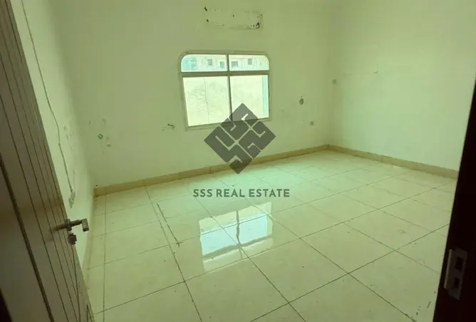 114161025 - Property Image 3