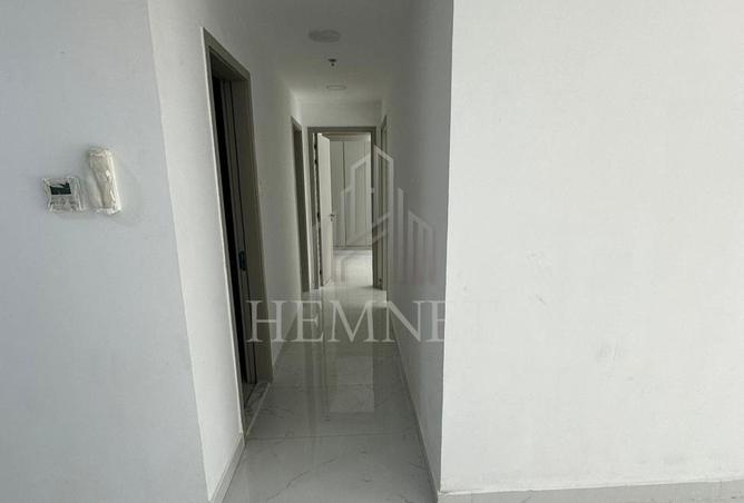 73123980 - صورة العقار 3