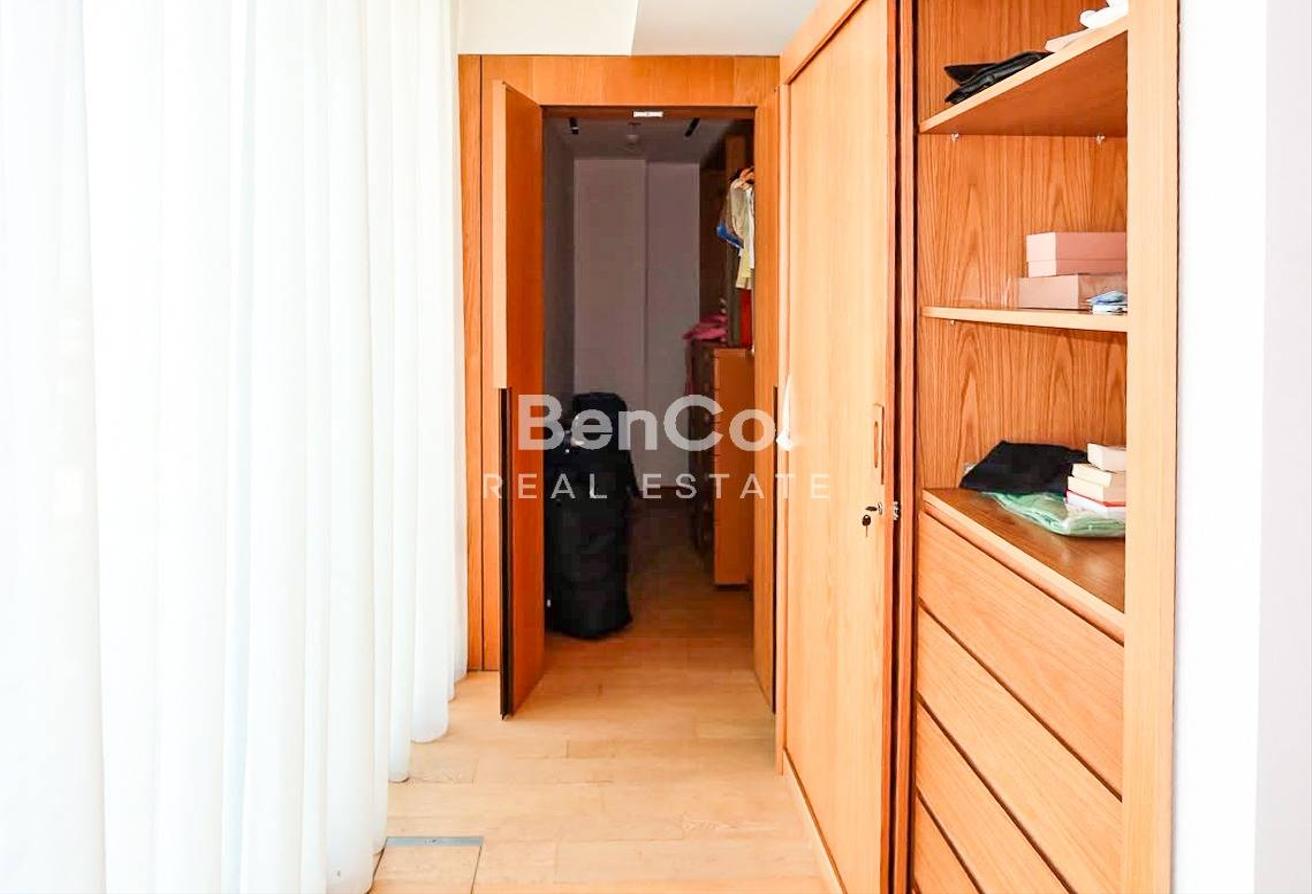 Multiple Options | Luxury Fully Furnished | Downtown Skyline photo 12