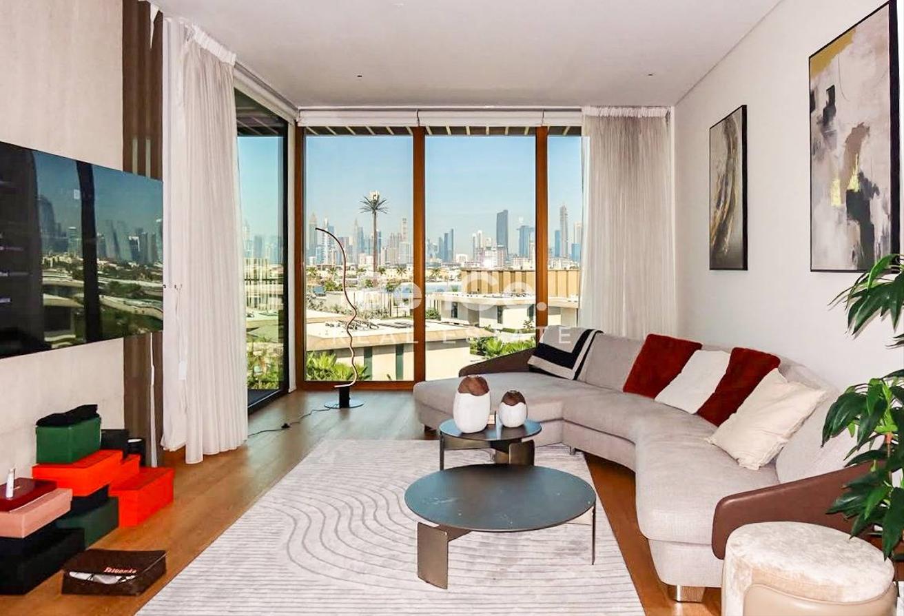 Multiple Options | Luxury Fully Furnished | Downtown Skyline photo 7