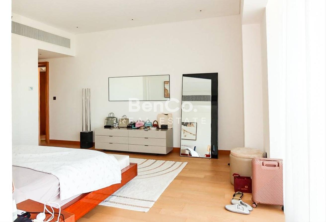 Multiple Options | Luxury Fully Furnished | Downtown Skyline photo 8