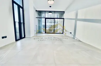 Apartment - 2 Bedrooms - 3 Bathrooms for rent in Jumeirah Garden City - Al Satwa - Dubai