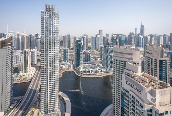 1 BR plus Study | Marina Skyline Views | Vacant