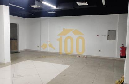 Shop - Studio - 1 Bathroom for rent in Building L14 - Greece Cluster - International City - Dubai