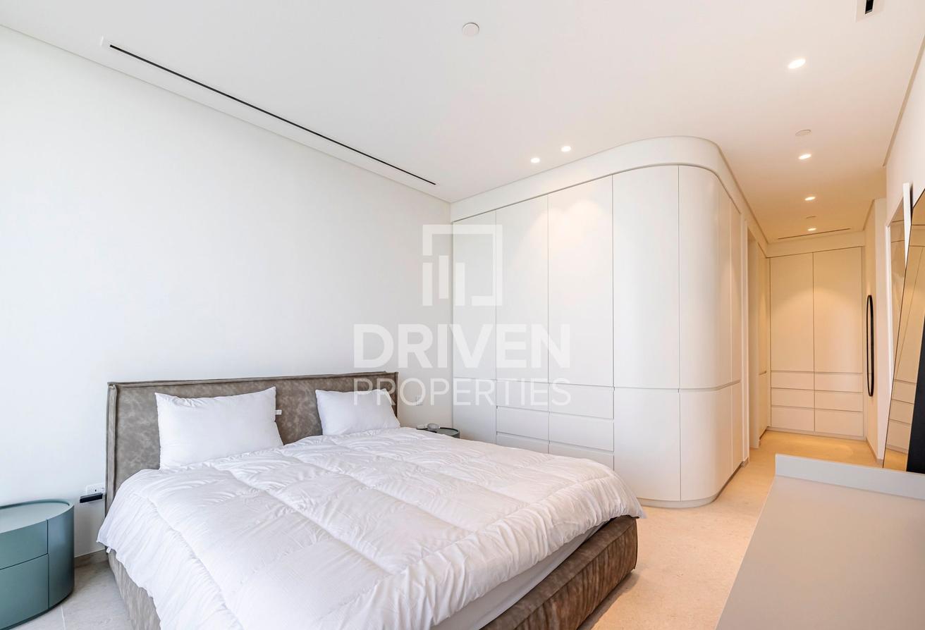 Low rise building | Furnished | Canal View photo 9