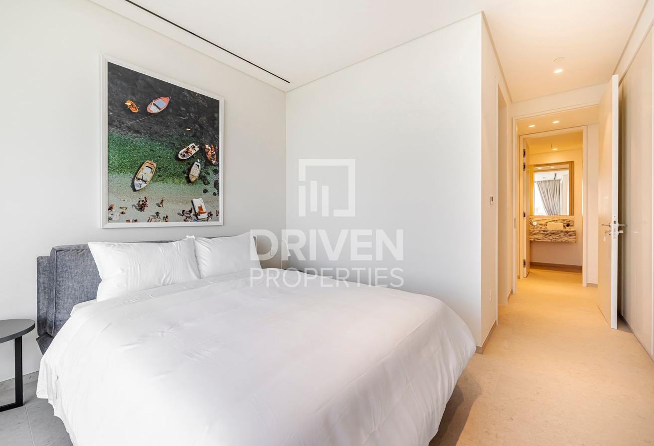 Low rise building | Furnished | Canal View photo 12