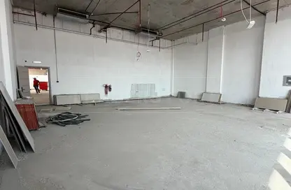 Shop - Studio for rent in Warehouse Phase 3 - Saih Shuaib 4 - Dubai Industrial City - Dubai