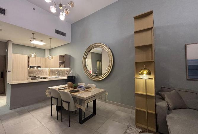 Fully Furnished | Ready to Move | Upgraded photo 3