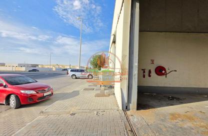 Warehouse - Studio - 1 for rent in Al Sajaa Industrial - Al Sajaa - Sharjah