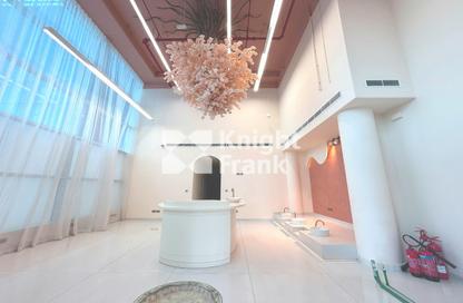 Retail - Studio for rent in Central Park Retail - Central Park Tower - DIFC - Dubai