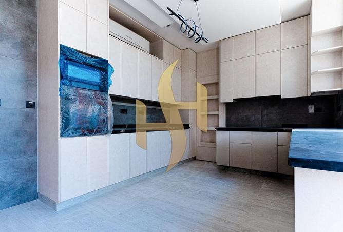 125154424 - Property Image 2