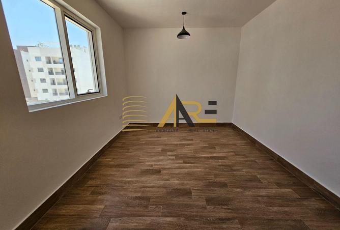 104708246 - Property Main Image