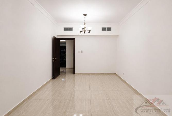 131562112 - Property Image 3