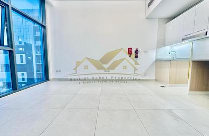Apartment - 1 Bedroom - 1 Bathroom for rent in Jumeirah Garden City - Al Satwa - Dubai