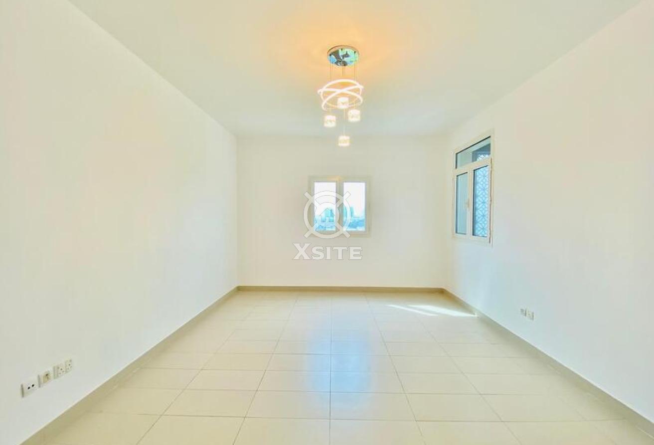 Bright Layout|2 Parking Included|Book Now photo 2