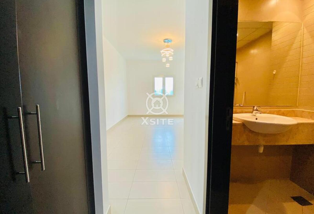 Bright Layout|2 Parking Included|Book Now photo 10