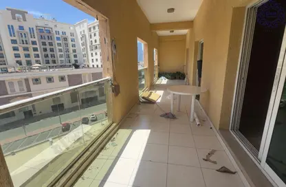 Apartment - 2 Bedrooms - 3 Bathrooms for rent in Hessa Home Building - Oud Metha - Bur Dubai - Dubai