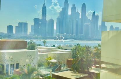 Apartment - 3 - 4 for rent in Five Palm Jumeirah - Palm Jumeirah - Dubai