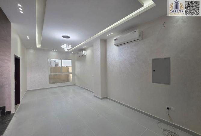 93154294 - Property Image 2