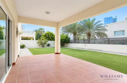Villa - 4 Bedrooms - 5 Bathrooms for rent in Meadows 1 - Meadows - Dubai Villa - 4 Bedrooms - 5 Bathrooms for rent in Meadows 1 - Meadows - Dubai