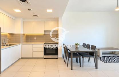 Apartment - 1 - 1 for sale in Hayat Boulevard 1A - Hayat Boulevard 1 - Hayat Boulevard - Town Square - Dubai